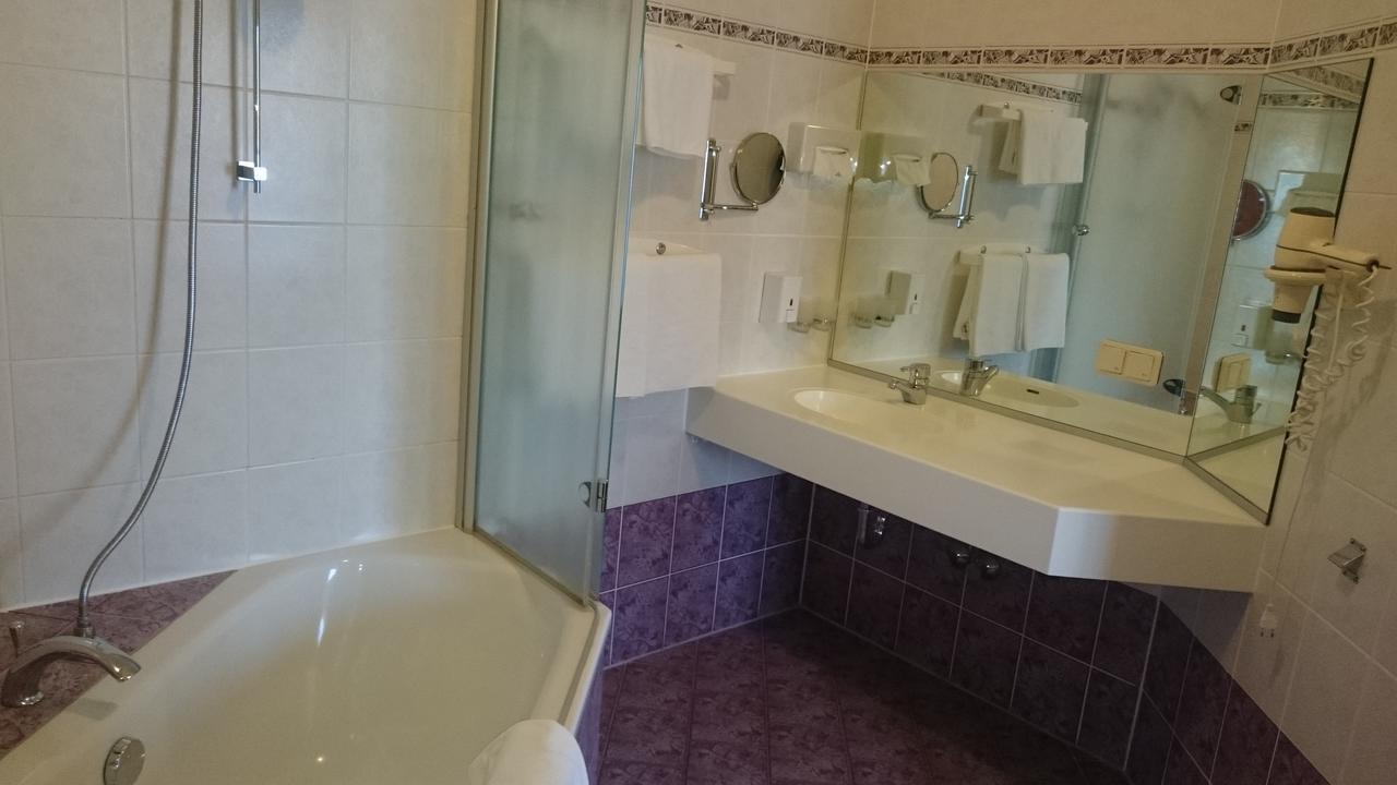 Landhotel Краусник Экстерьер фото